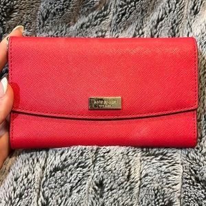 Super cute Kate Spade wallet